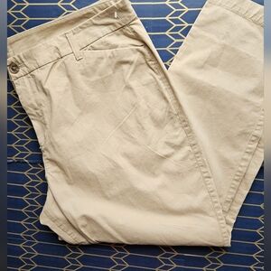 Old Navy Women's Skinny Pants in Beige